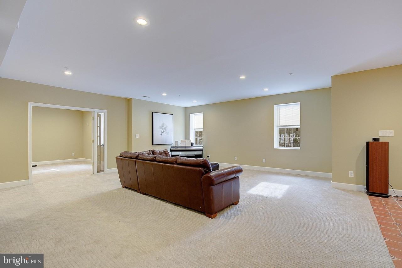 8105 Red Farm Ln - Photo 2 of 17