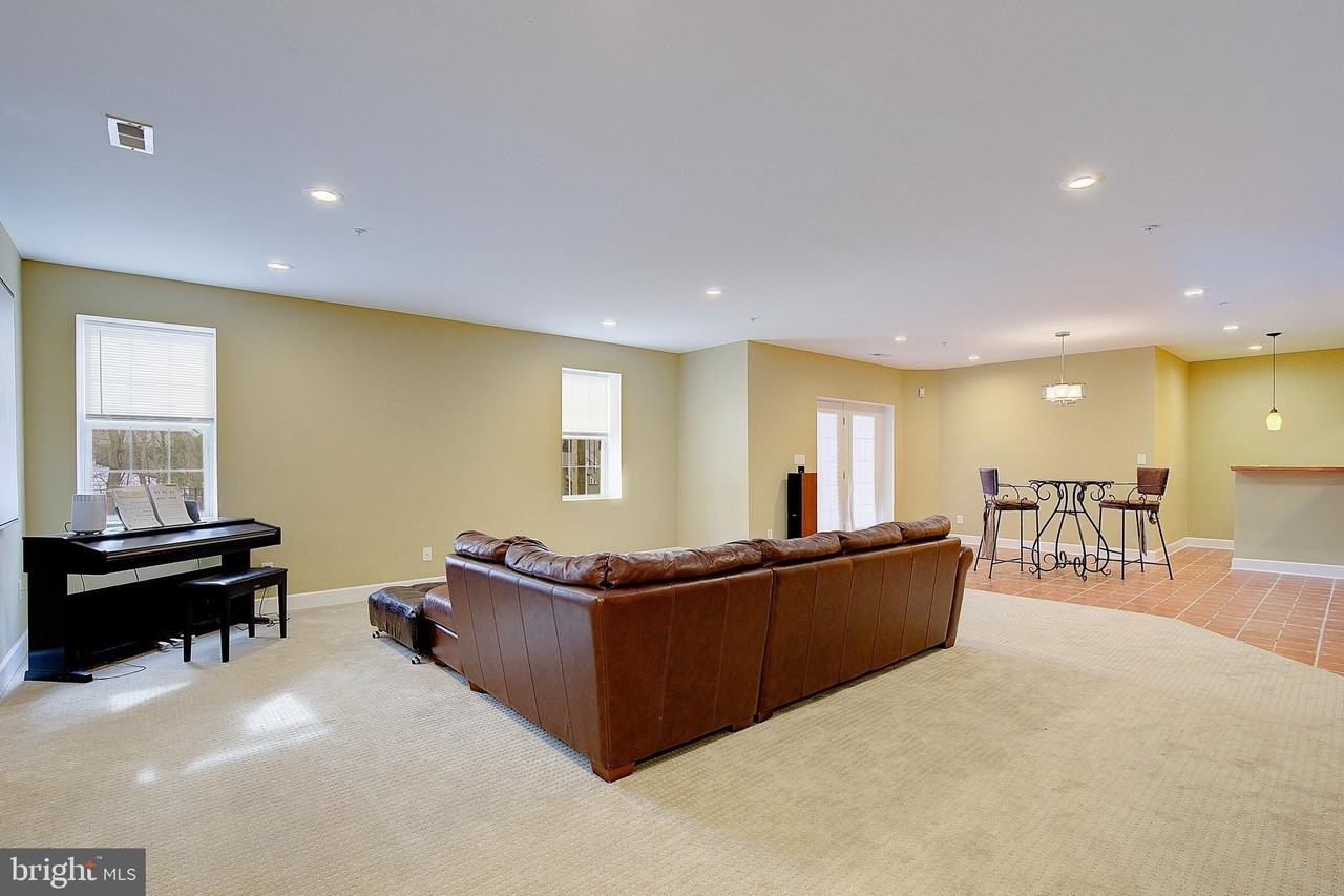 8105 Red Farm Ln - Photo 3 of 17