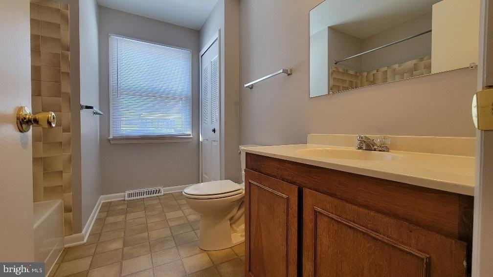 216 Brookside Ter - Photo 7 of 17