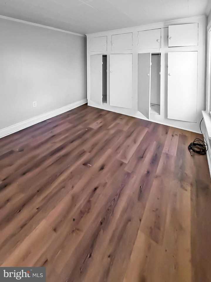 488/486 MCDOWELL Avenue - Photo 5 of 23