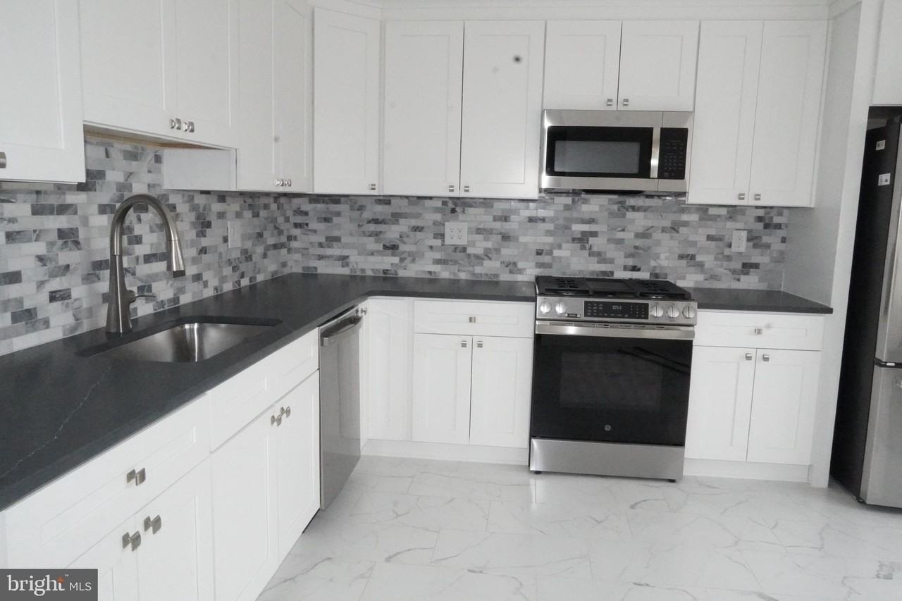 7308-B Normandy Dr - Photo 5 of 23