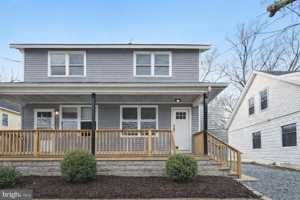 featured image of 7 E Cohawkin Rd