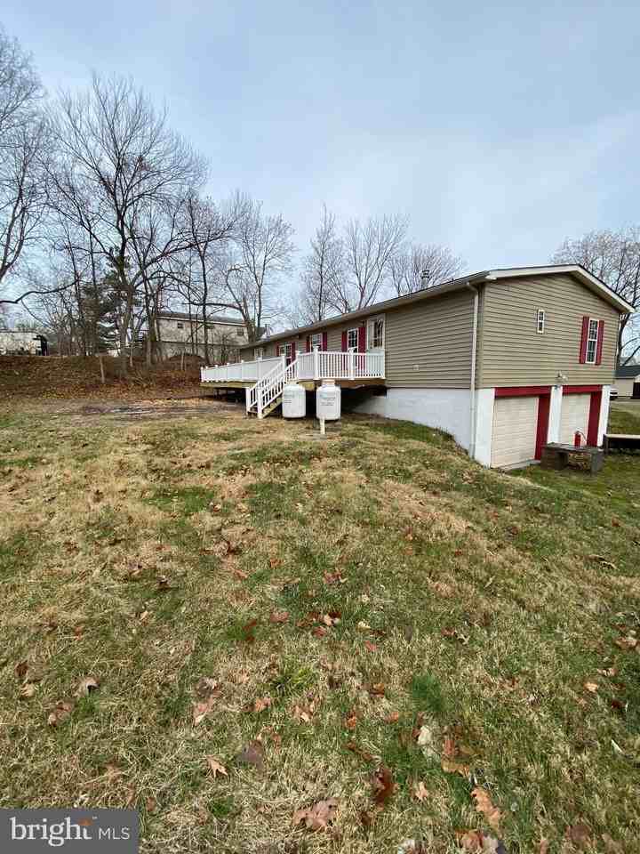 470 Plum Aly - Photo 4 of 10