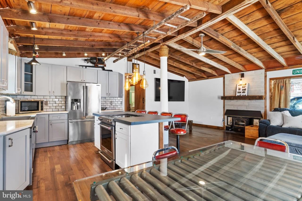 179 Grandview Rd - Photo 2 of 20