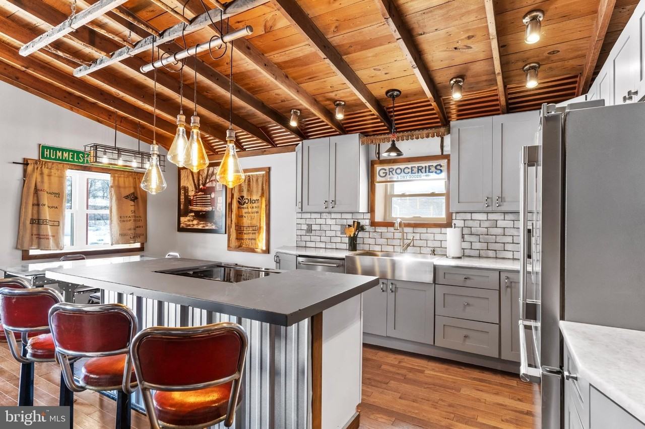 179 Grandview Rd - Photo 5 of 20