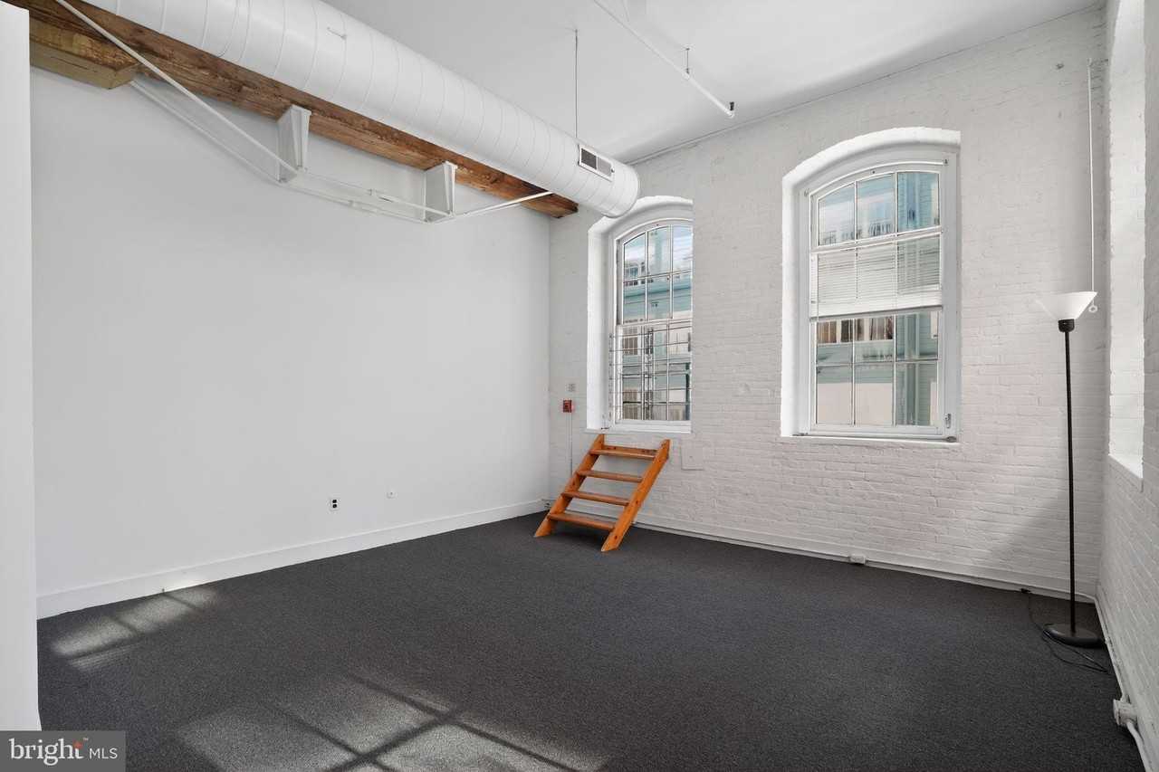 408 Vine St Apt 2a #2A - Photo 2 of 16