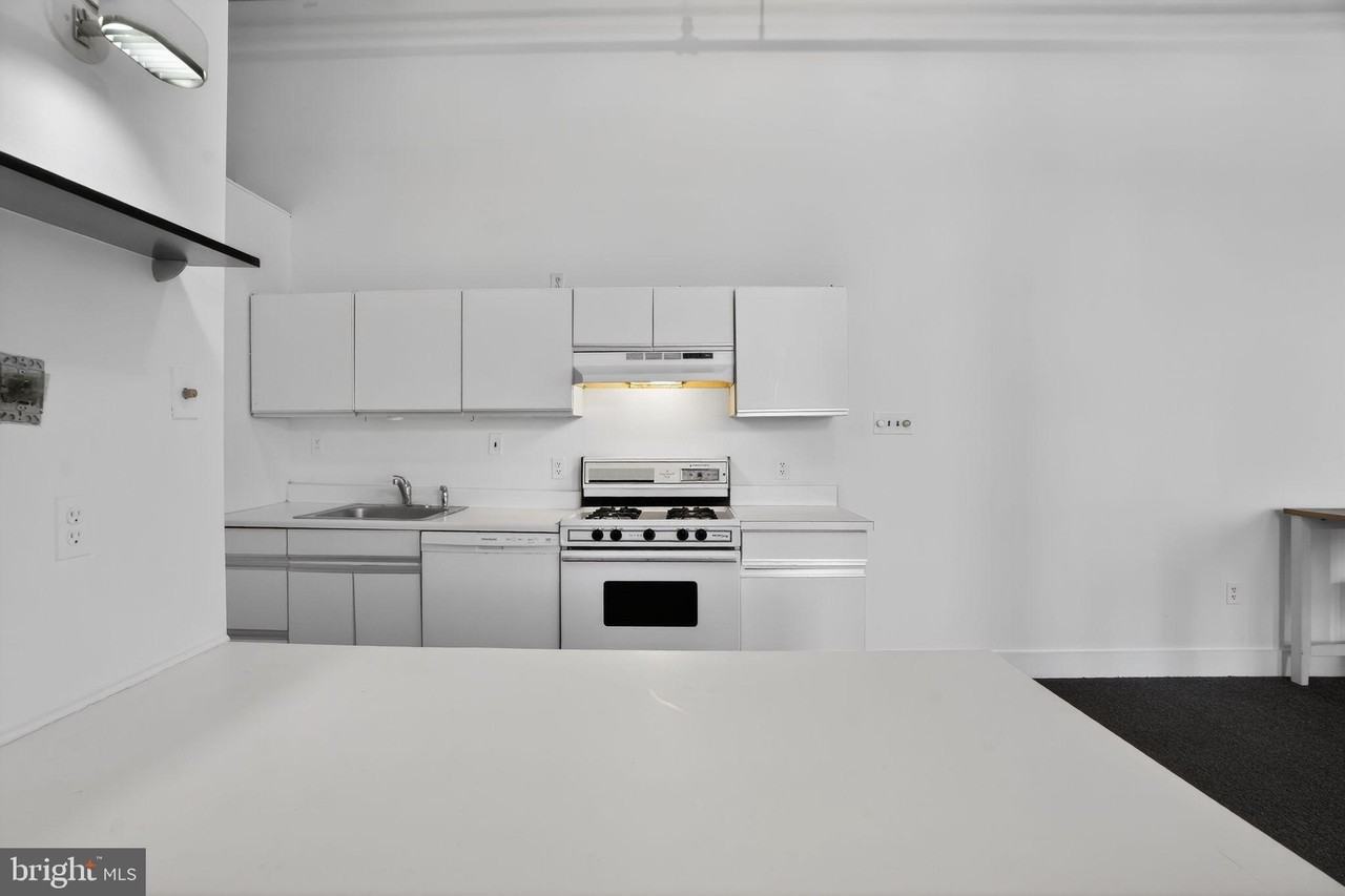 408 Vine St Apt 2a #2A - Photo 7 of 16