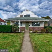 featured image of 1007 Ripley St