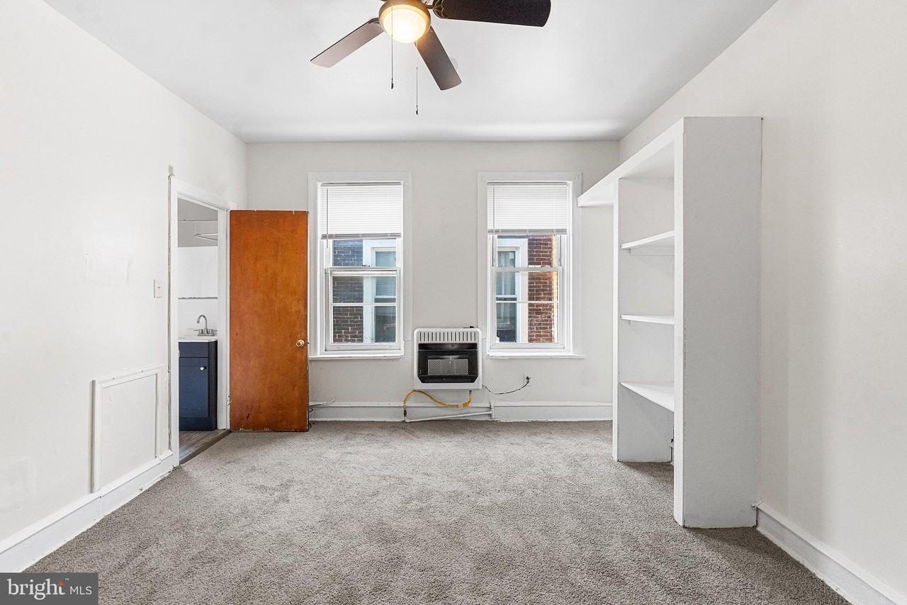 5510 Walnut St Unit 2r #2R - Photo 3 of 12