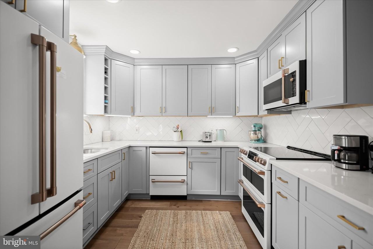 3031 S Columbus St Apt B1 #B1 - Photo 4 of 19