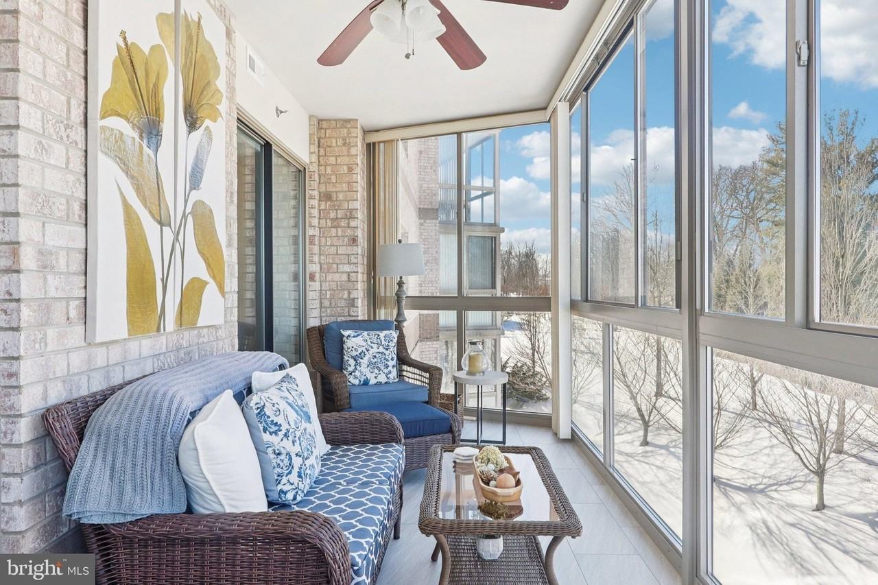 19355 Cypress Ridge Ter Unit 320 #320 - Photo 2 of 50