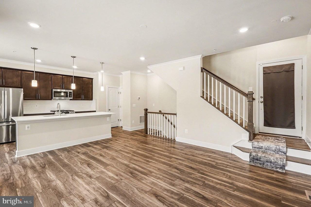 15540 Smoke Box Way - Photo 5 of 30