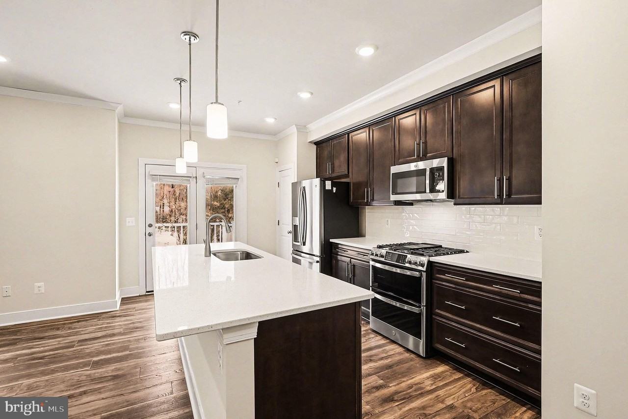 15540 Smoke Box Way - Photo 7 of 30