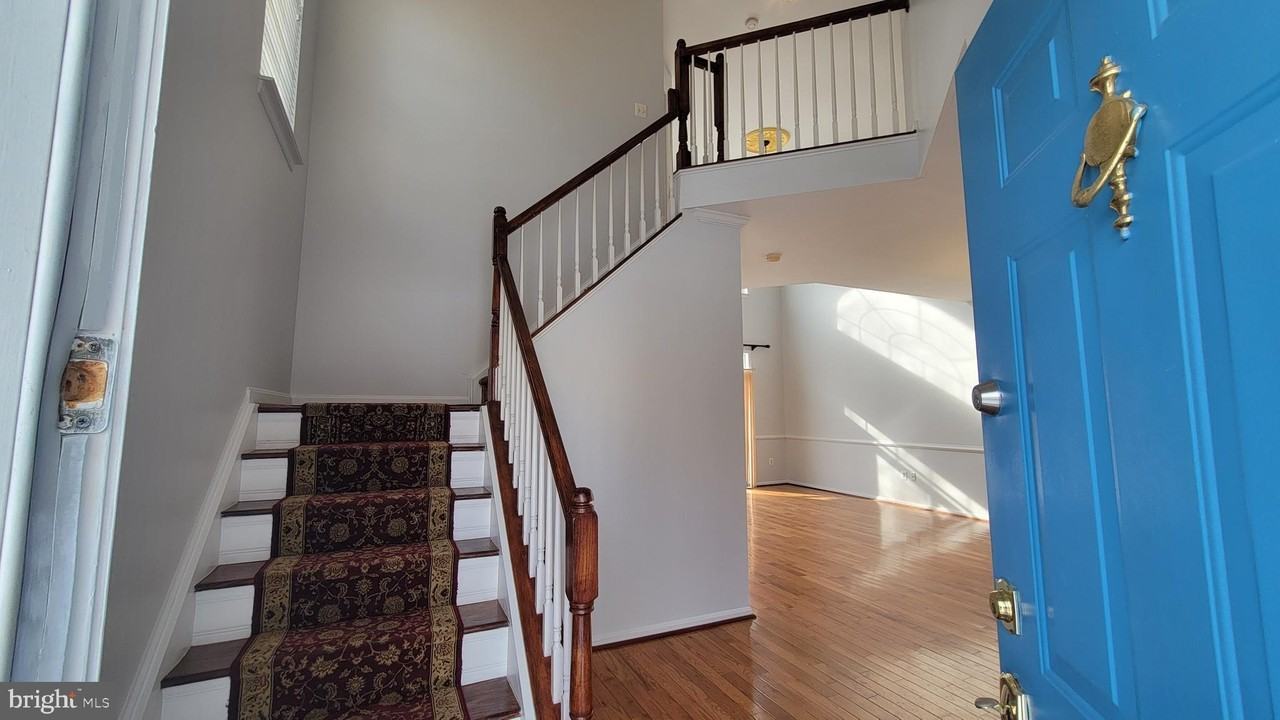 12132 Tango Ln - Photo 3 of 42