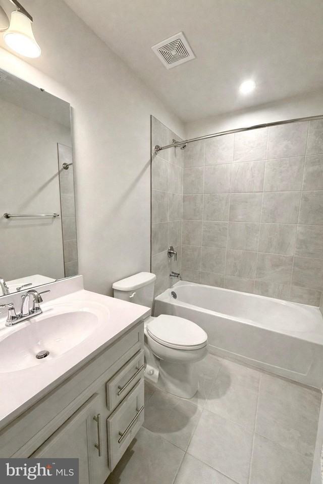 8820 Stevenson Ln - Photo 6 of 10