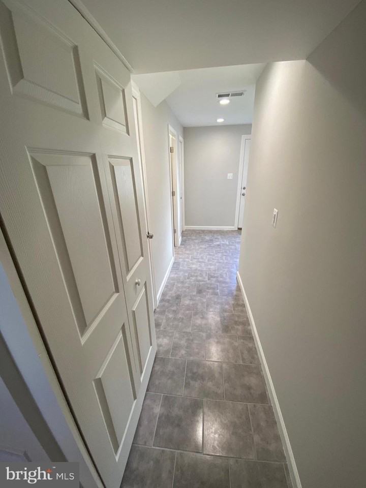 55 Snickers Ct - Photo 4 of 17