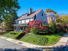 853 Collins Ave - Photo 1 of 1