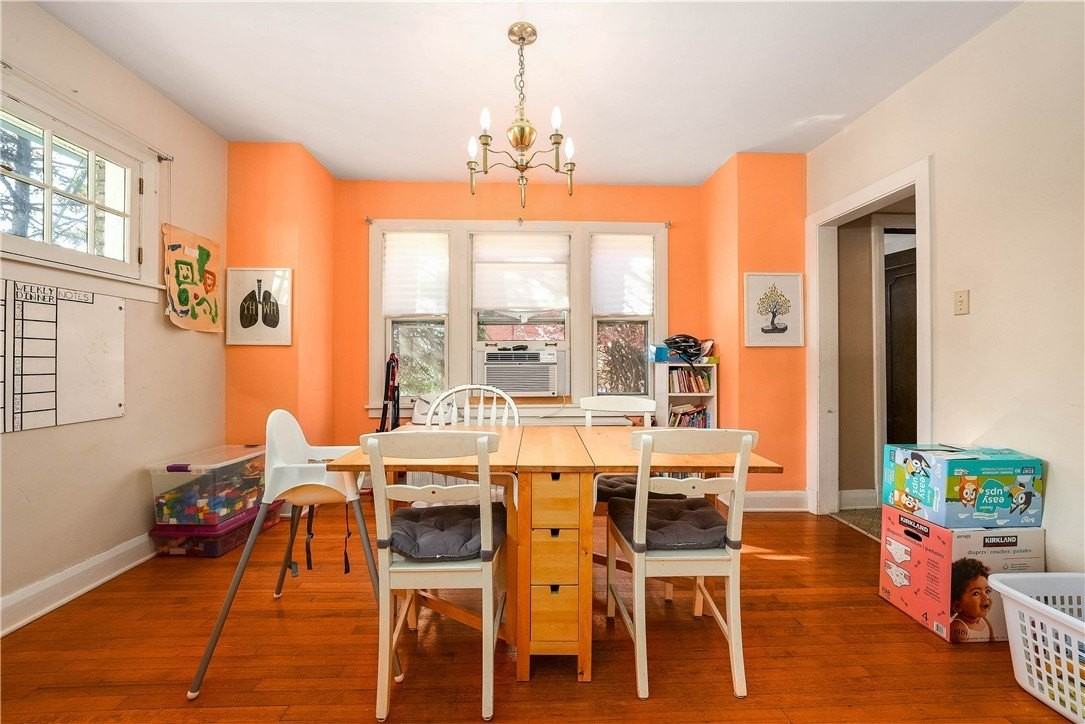 853 Collins Ave - Photo 7 of 31