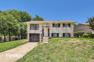 917 Montclair Dr - Photo 1 of 1