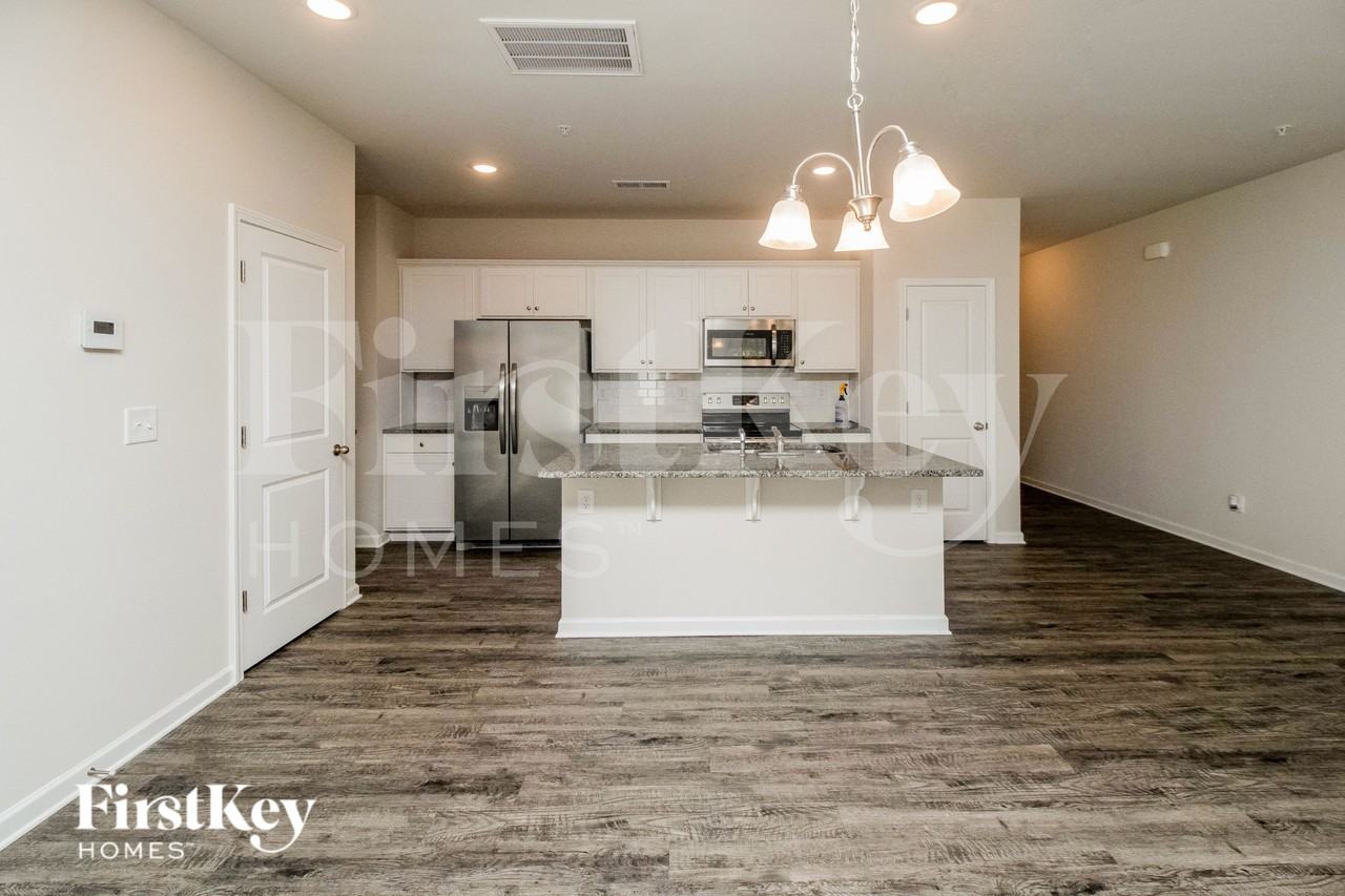 2080 Cypress Village Dr Nw - Photo 4 of 16