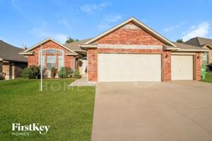 featured image of 4529 Oasis Ct