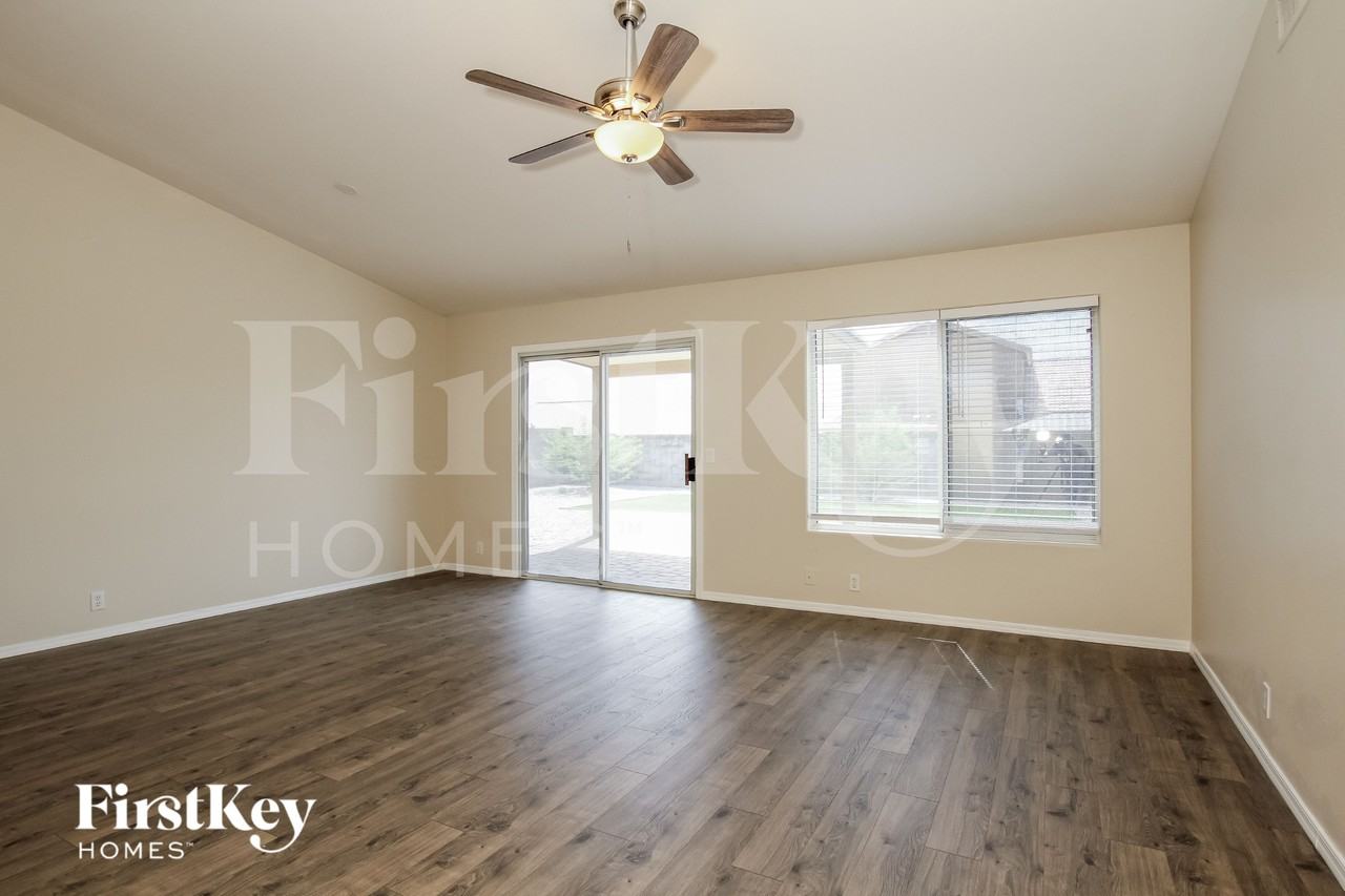 6396 N 81st Dr - Photo 3 of 15