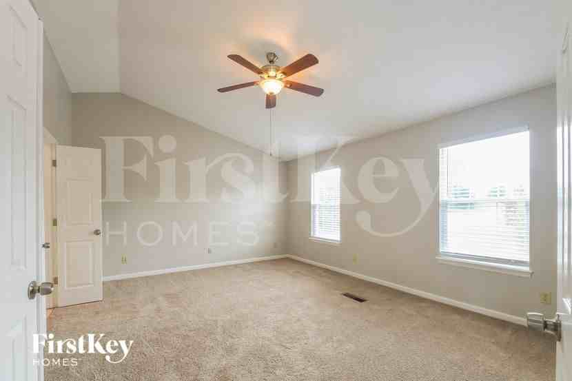 9757 Scotch Pine Ct - Photo 6 of 15