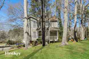 3843 Holland Dr - Photo 1 of 1