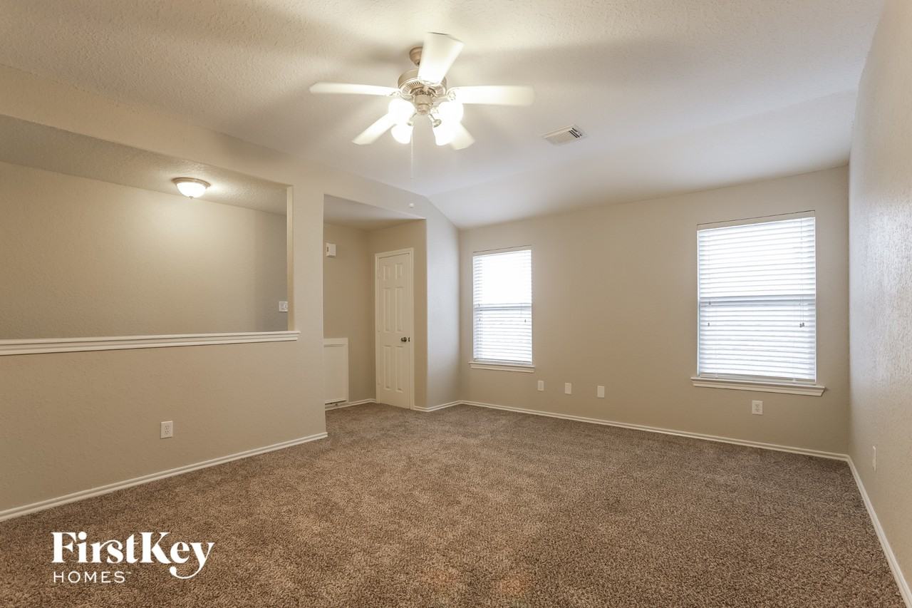 3607 Primrose Trace Ln - Photo 3 of 15