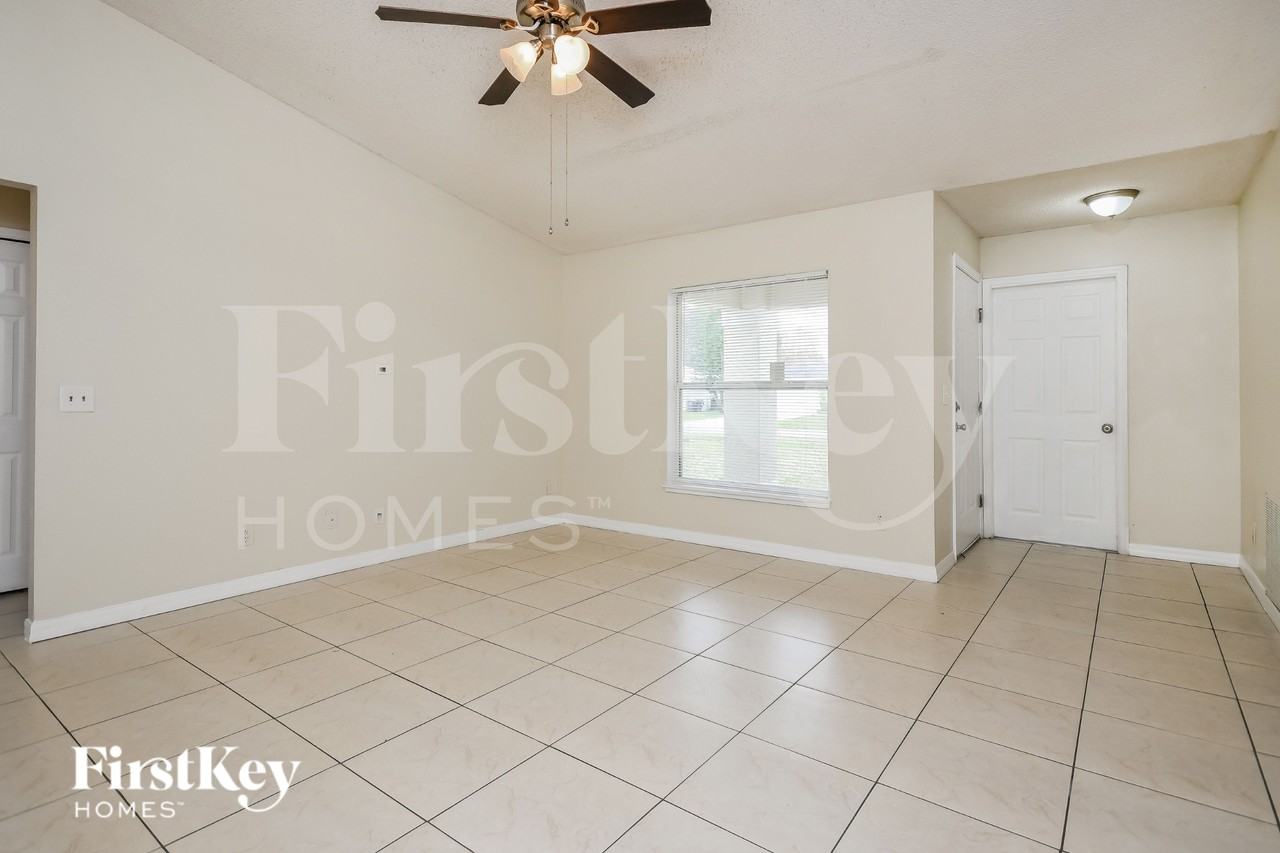 646 Crane Dr - Photo 7 of 17