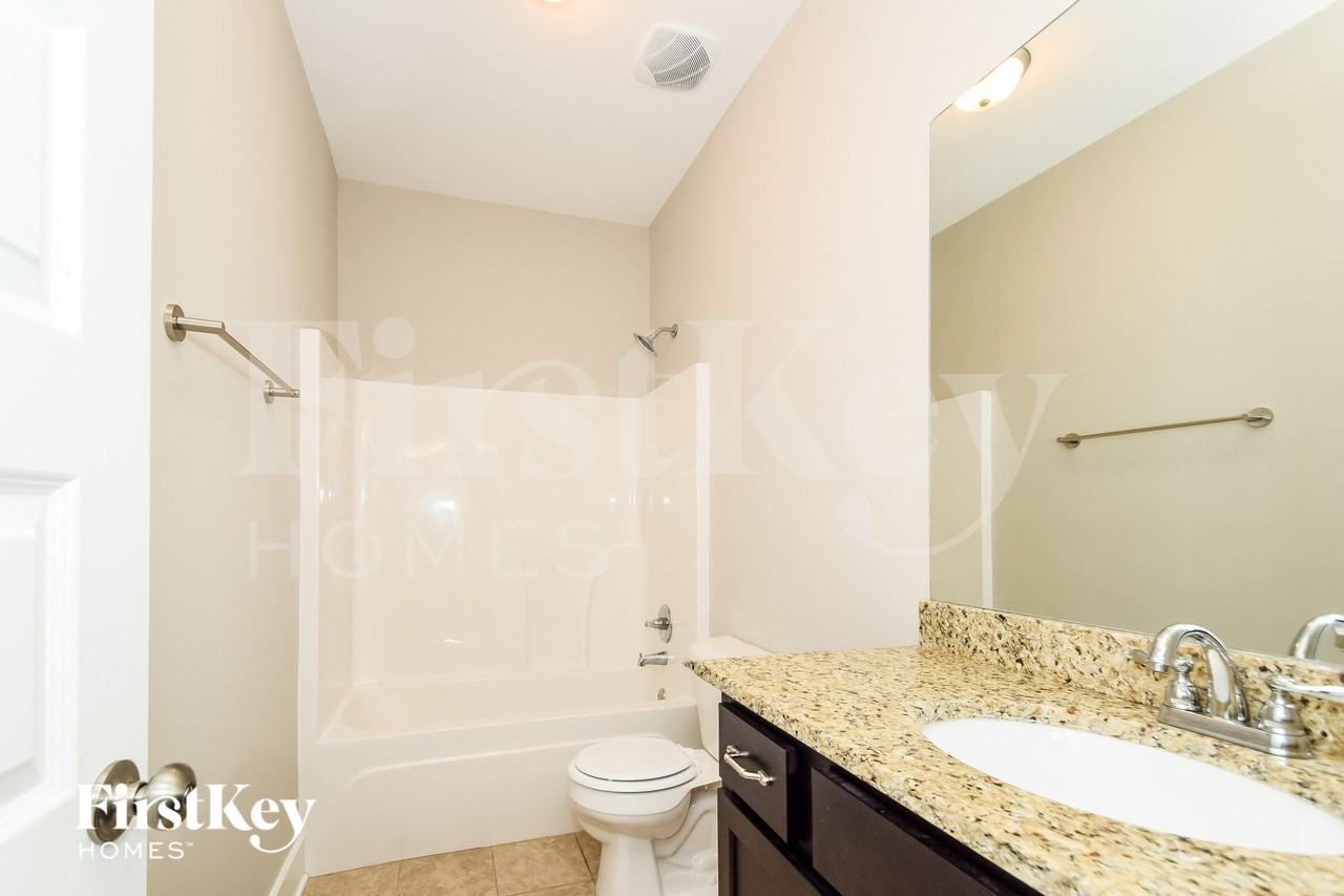 5521 Park Side Rd - Photo 7 of 15