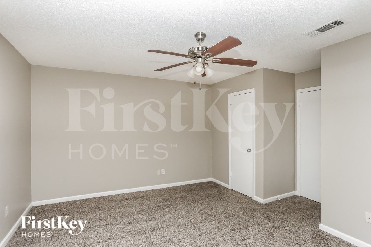 231 Myrtle Dr - Photo 7 of 16