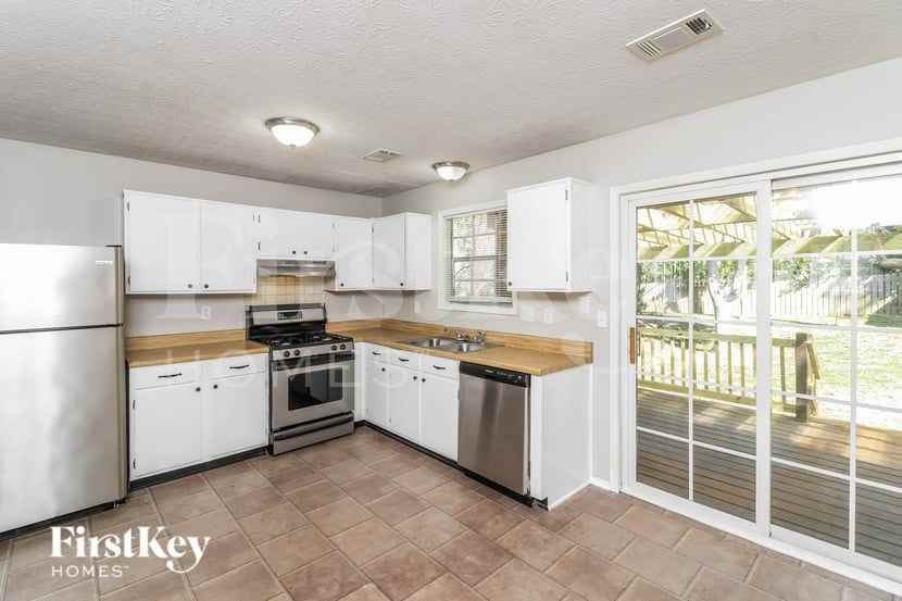 224 Birch Rill Dr - Photo 7 of 16