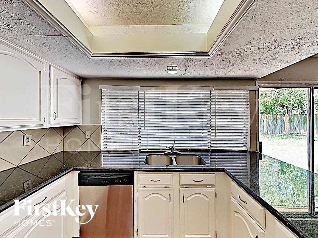 16934 Macleish Dr - Photo 6 of 16