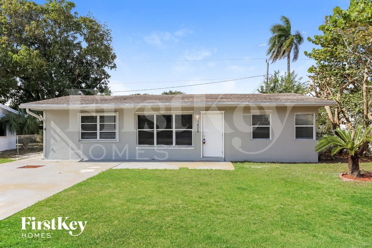 1425 Nest - Photo 2 of 18