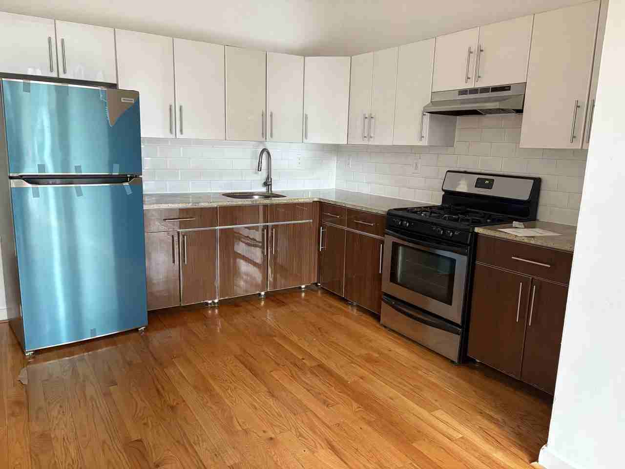 217 Central Ave Apt 1 #1 - Photo 4 of 9