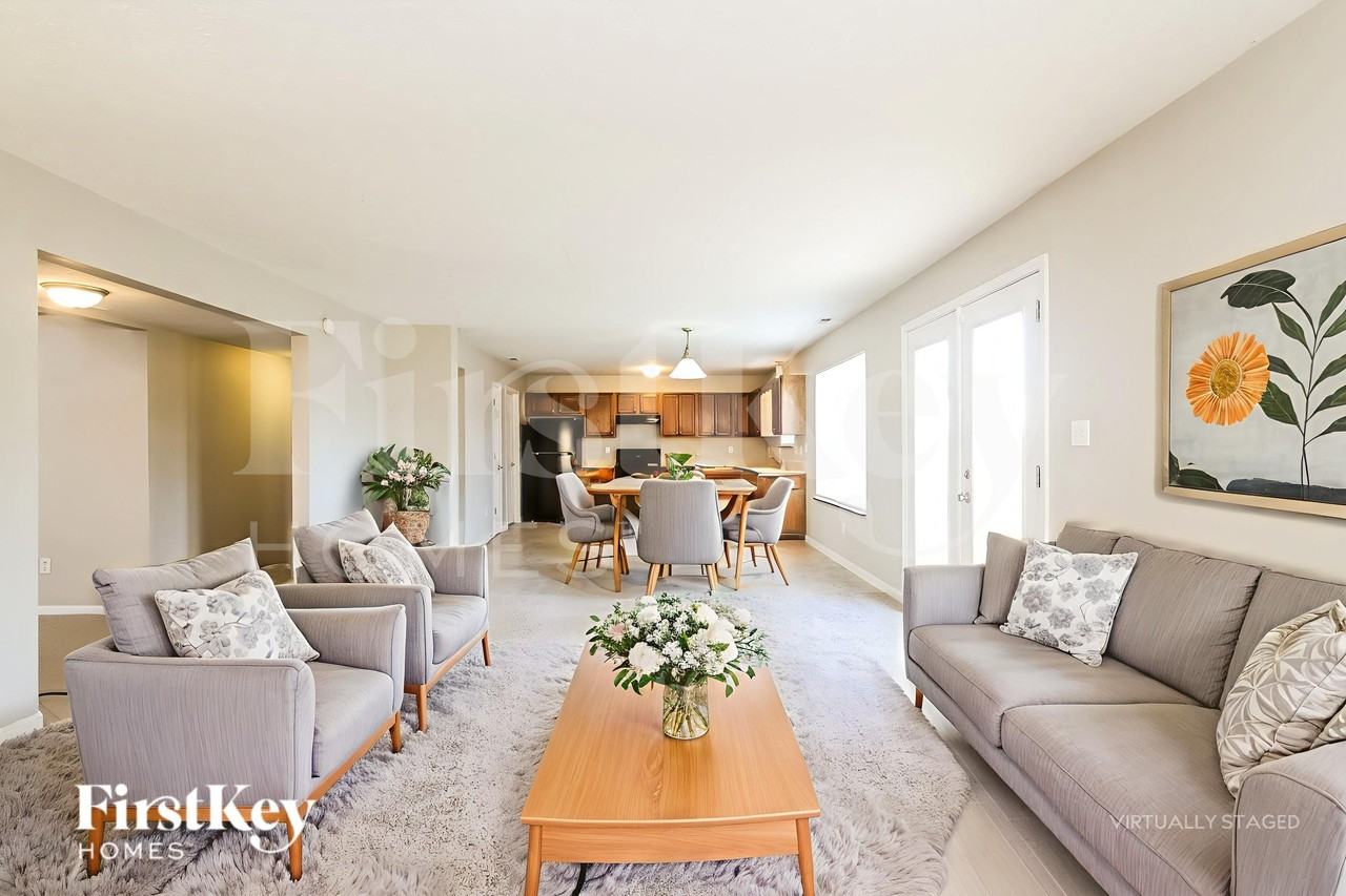 11419 Watts Bar Ct - Photo 5 of 18