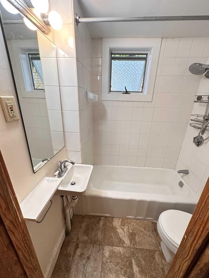 Capen St - Photo 7 of 12