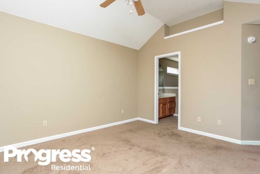 7470 Jennifer Dr - Photo 7 of 16