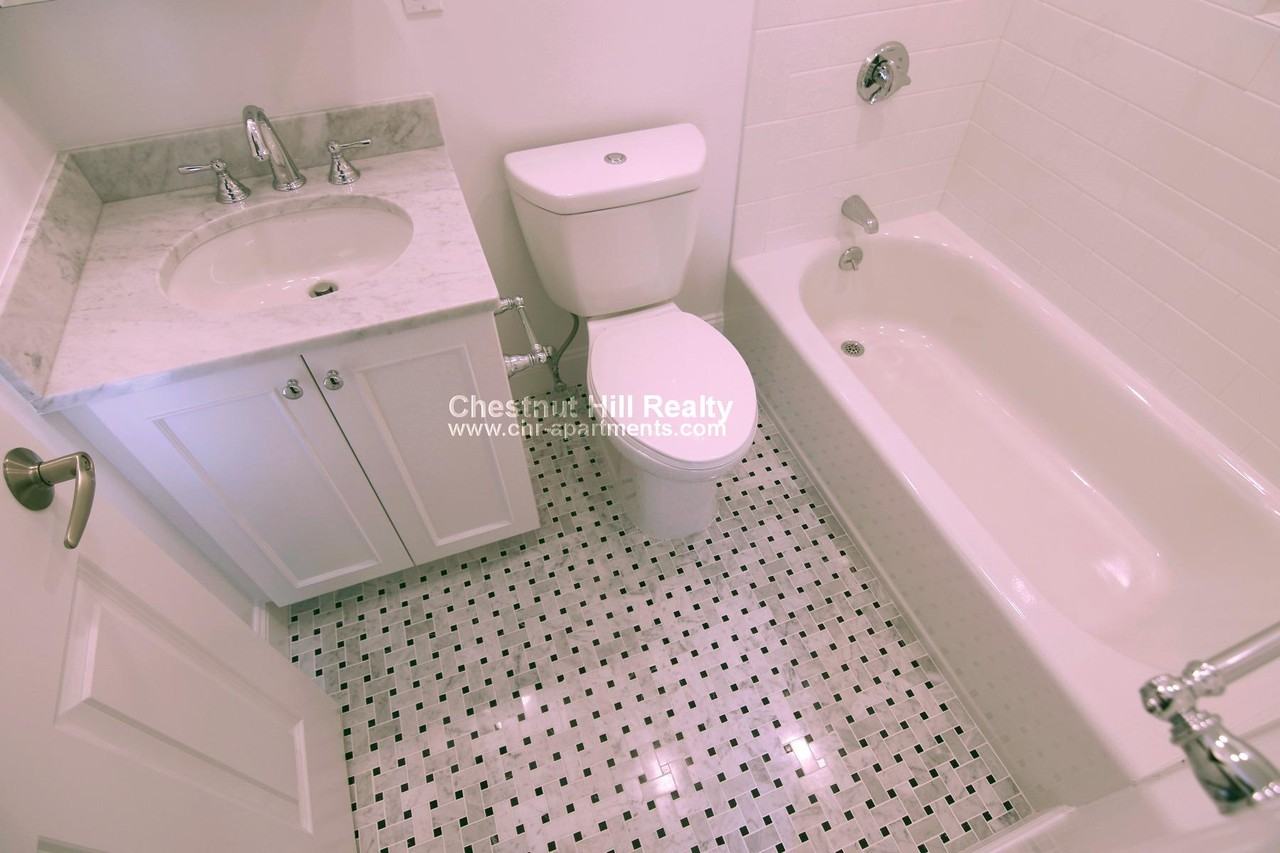 18 Langdon St #1 - Photo 7 of 7