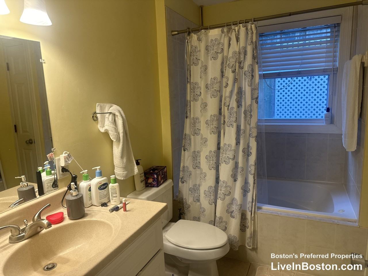 Calumet St #1 - Photo 5 of 13