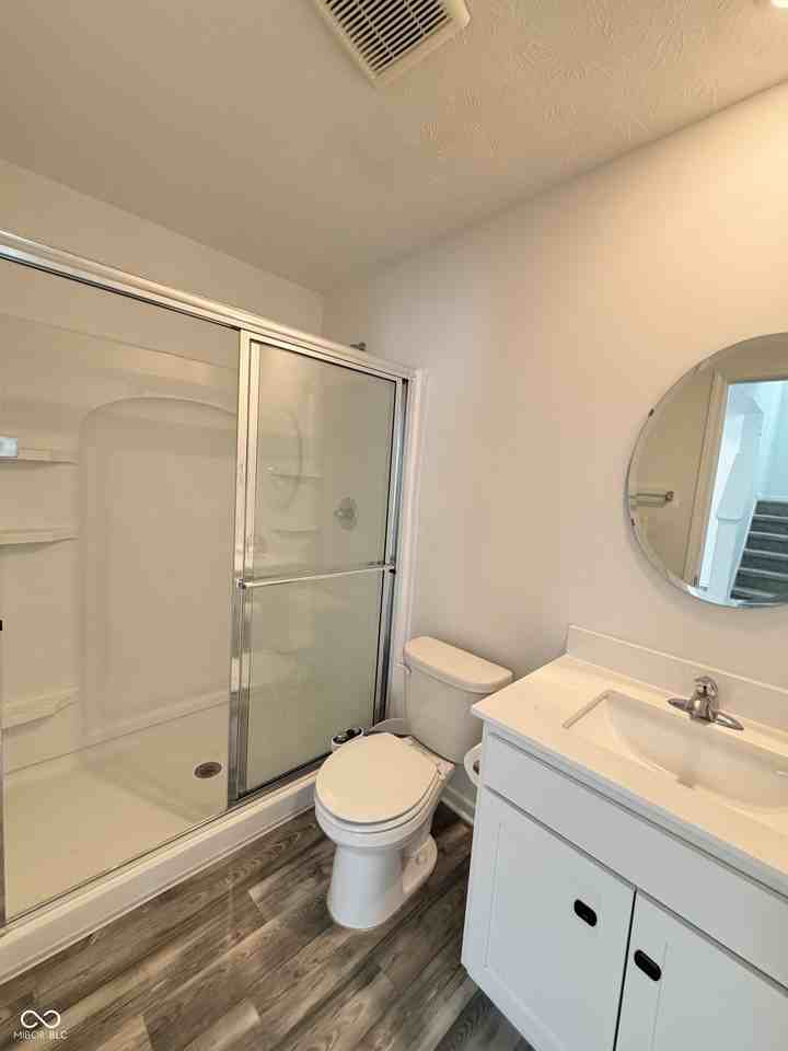 1184 Lakeshore Dr - Photo 7 of 18