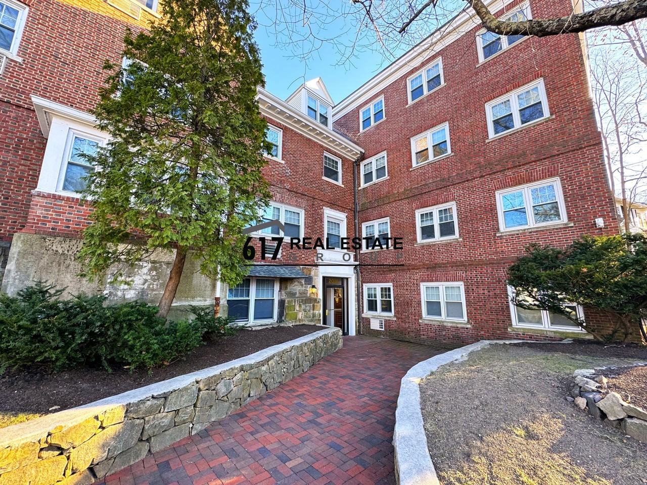 2018 Commonwealth Ave #33 - Photo 7 of 7
