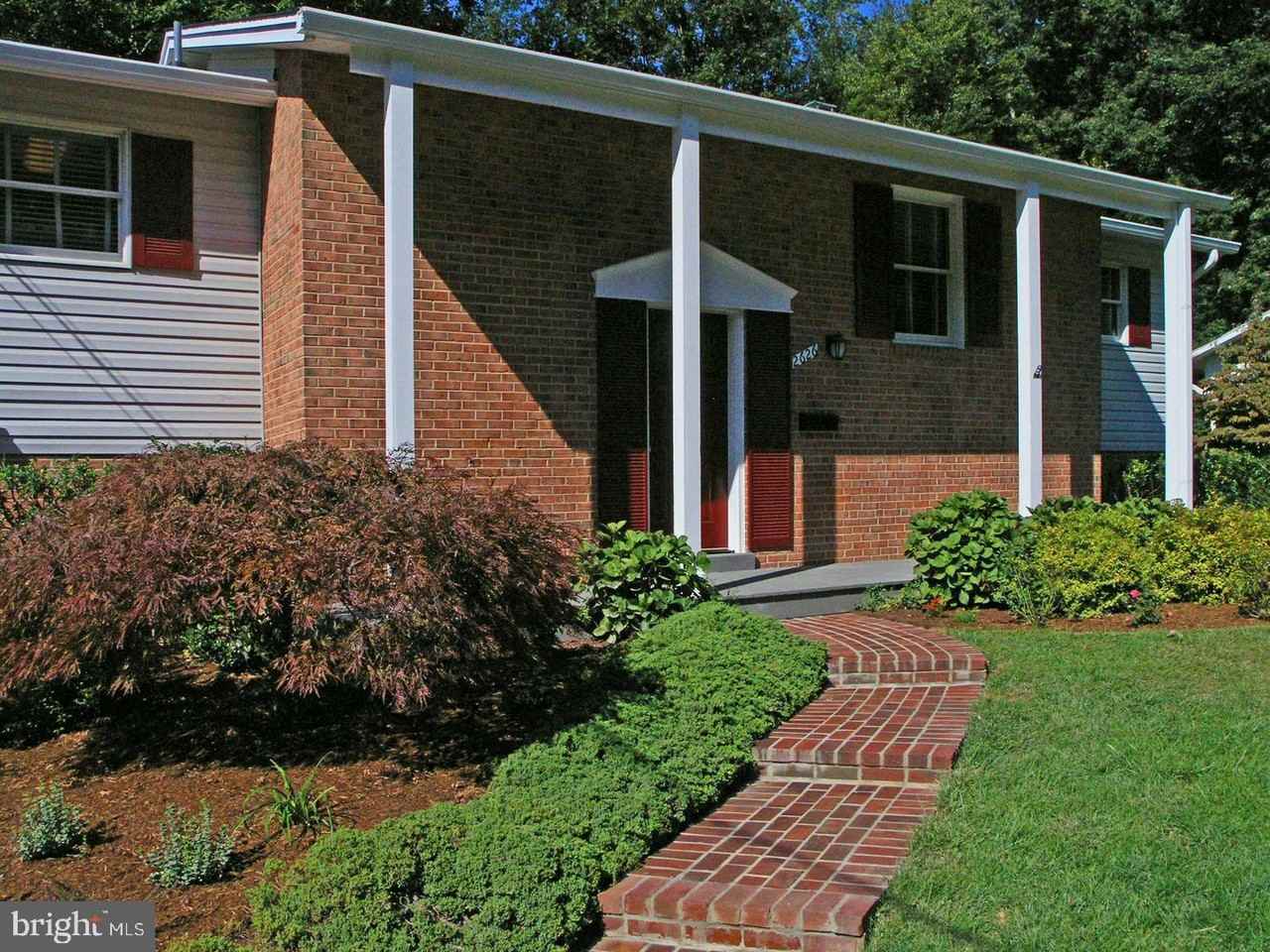 2626 Bowling Green Dr - Photo 2 of 34