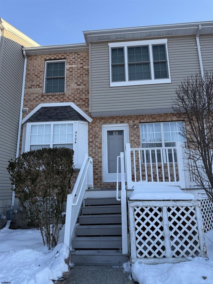 4724 Boxwood Pl - Photo 2 of 23