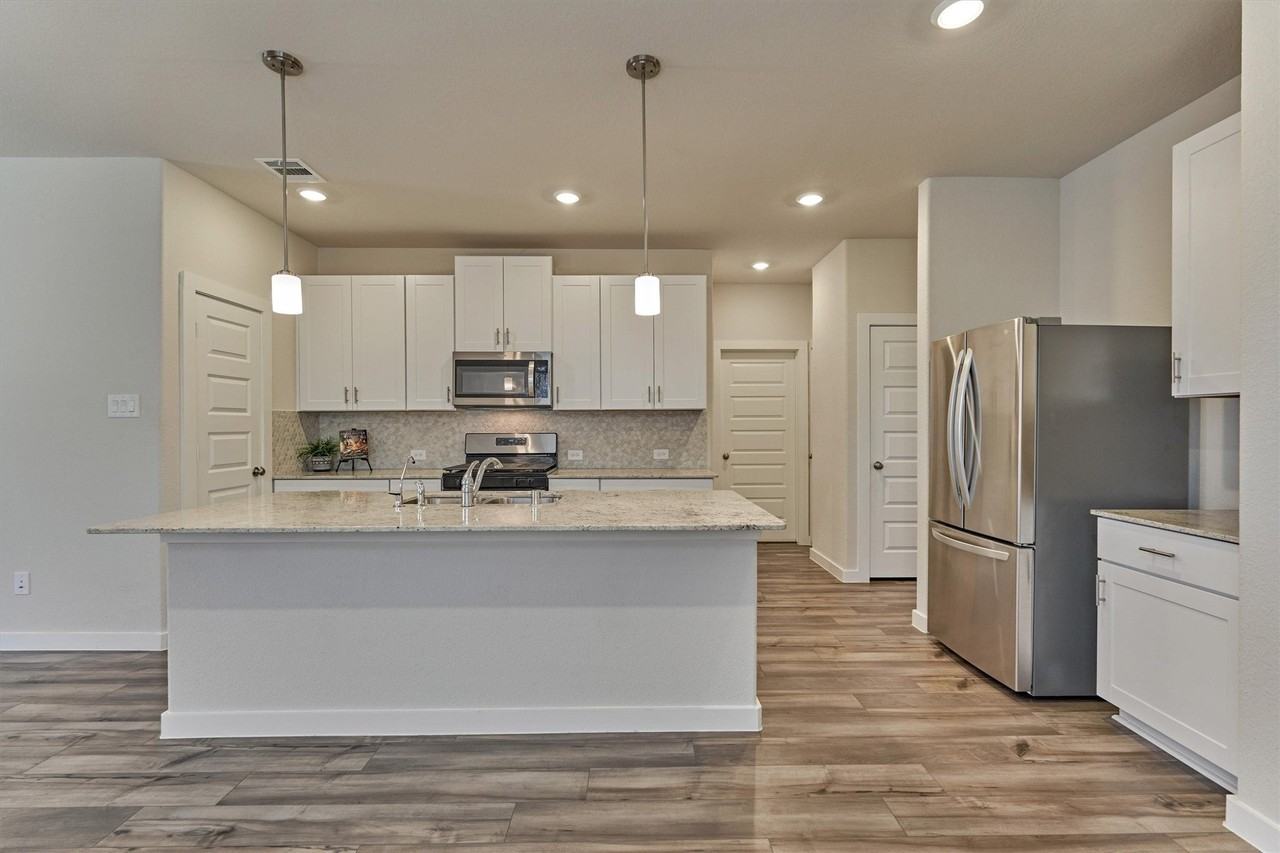 9622 Blue Water Hyssop - Photo 7 of 48