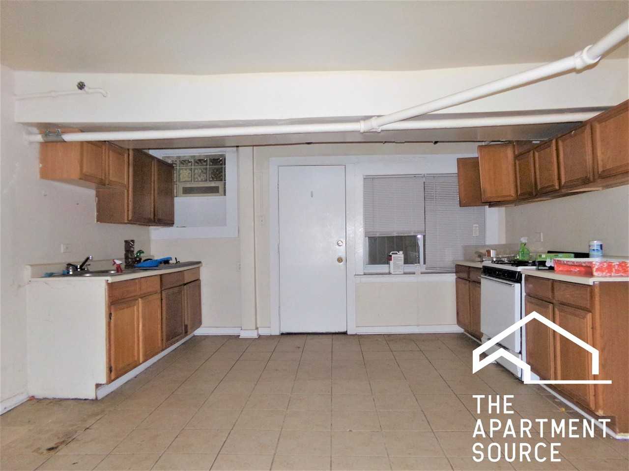 6574 N Lakewood Ave #G - Photo 2 of 14