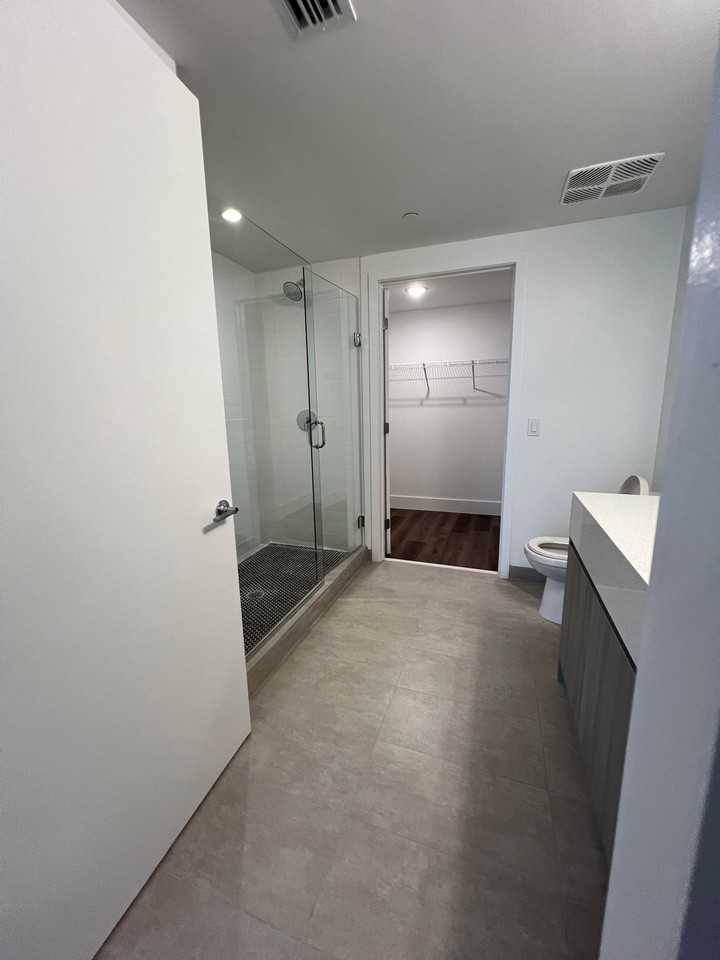 2121 Nw 2nd Ave #708 - Photo 2 of 16