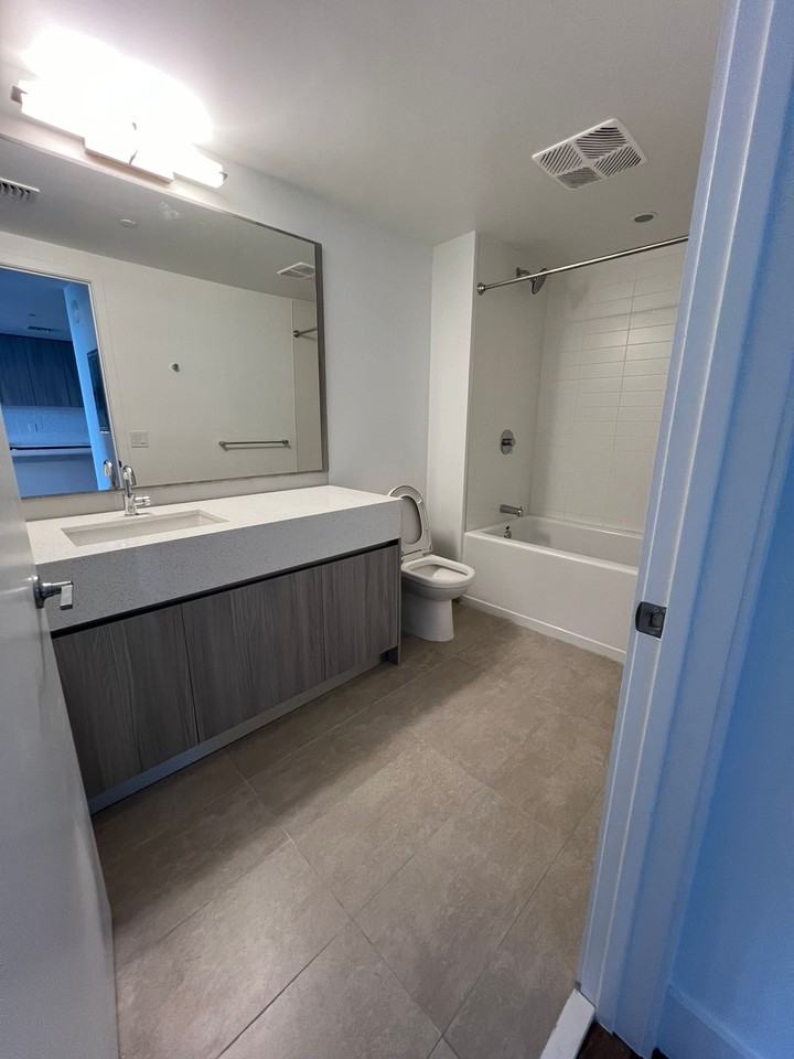 2121 Nw 2nd Ave #708 - Photo 3 of 16