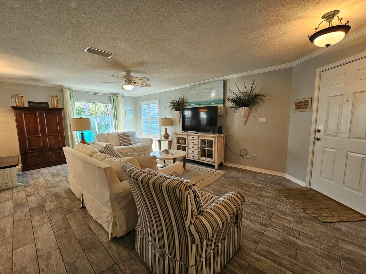 705 Gulf Shore Dr - Photo 5 of 18